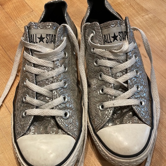 Rare Converse All Star Silver Skull Women’s Size 7 - Picture 5 of 15